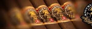 KNUCKLE SANDWICH BY ESPINOSA AND GUY FIERI ROBUSTO